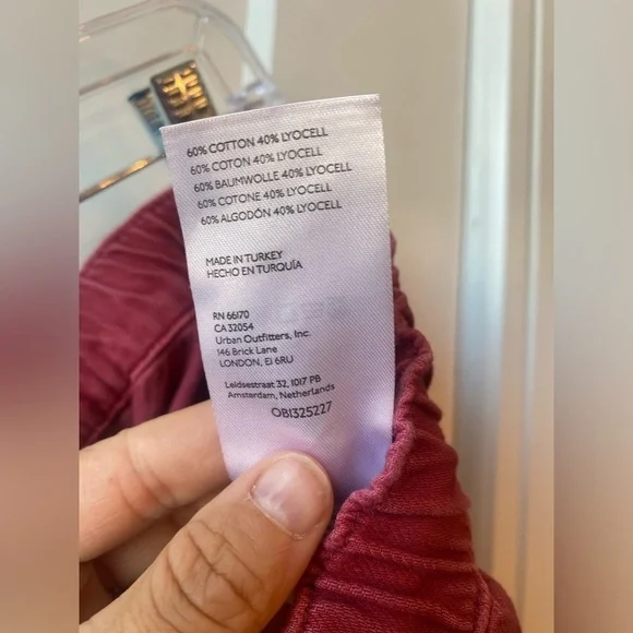 Women’s Anthropologie pilcro pink large tall pants with pockets - Picture 6 of 7